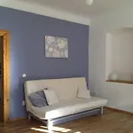 아파트 Kamenny Dum S Vyhledem Na Zamek 20km Od Prahy *