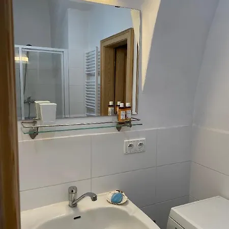 Apt. Overlooking The Castle Nizbor20km From Prague Apartment *