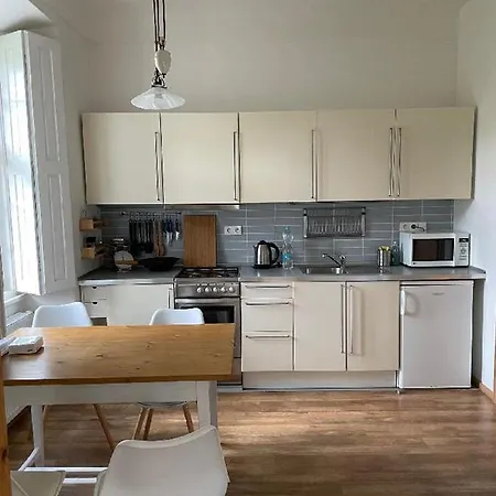 Apt. Overlooking The Castle Nizbor20km From Prague Apartment Nizbor